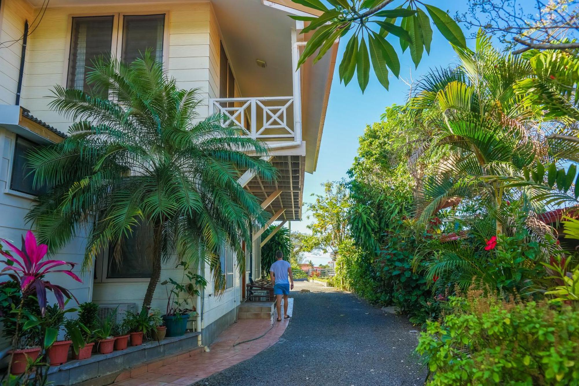 Lynn'S Getaway Hotel Apia Exterior foto