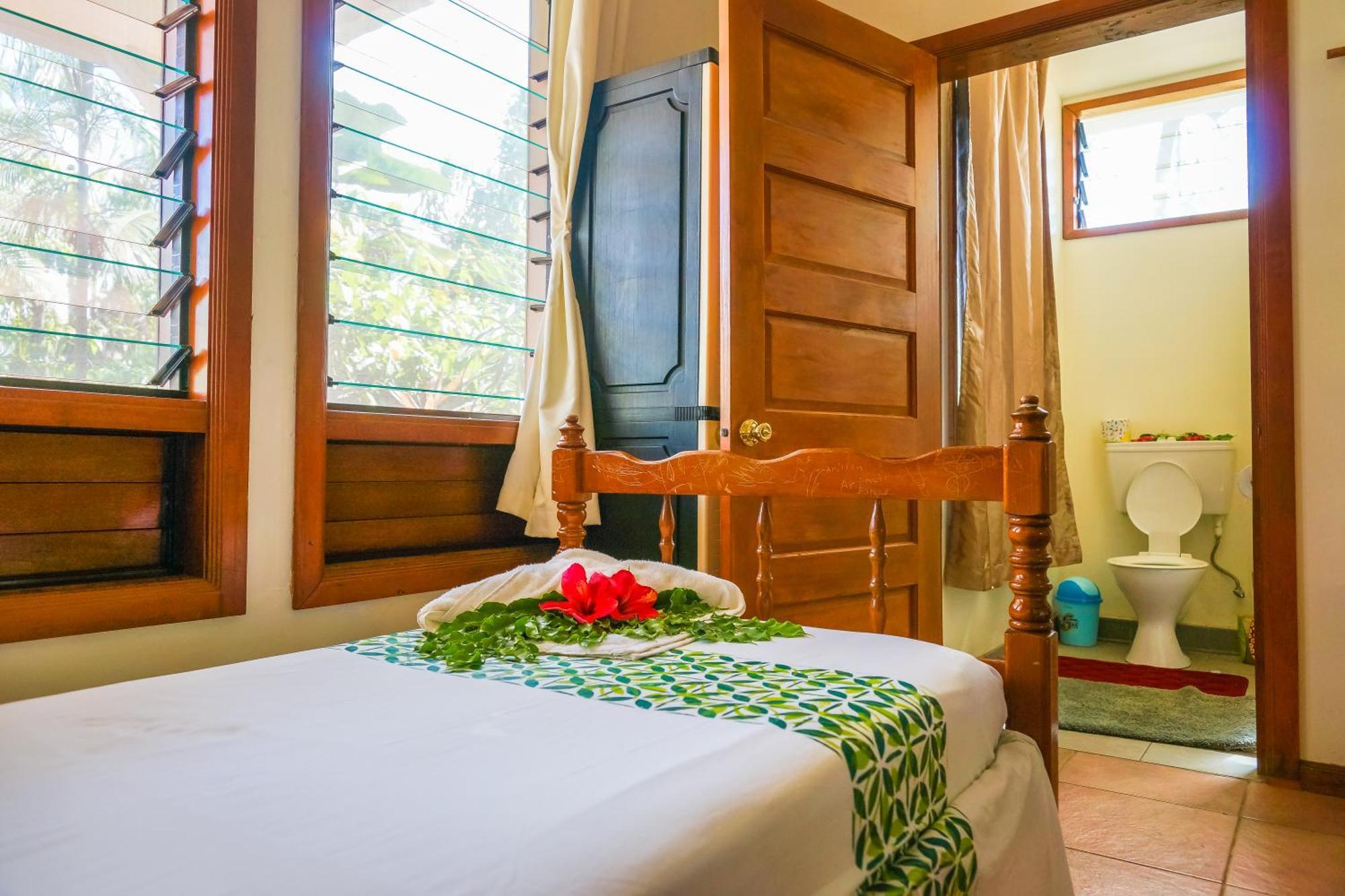 Lynn'S Getaway Hotel Apia Exterior foto